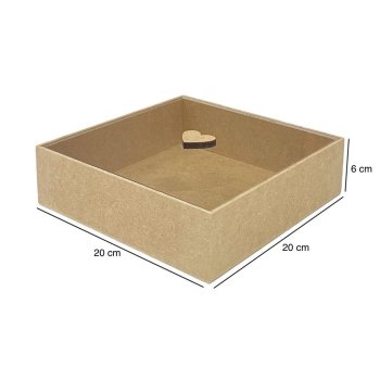 Caixa Com Tampa De Acrílico E Puxador Coração 20x20x6