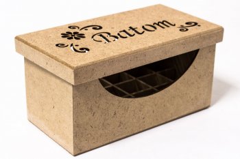 Caixa Batom Laser Vazado Flores Com 18 Div 20X10X10